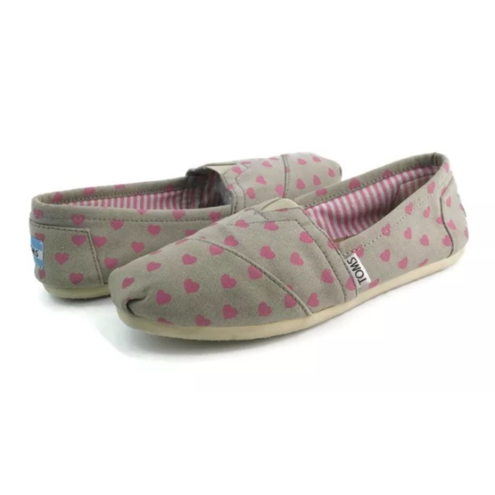 ISO: HEART PRINT TOMS